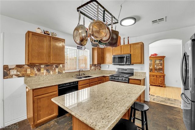 8161 West Gilmore Avenue, Las Vegas, NV 89129