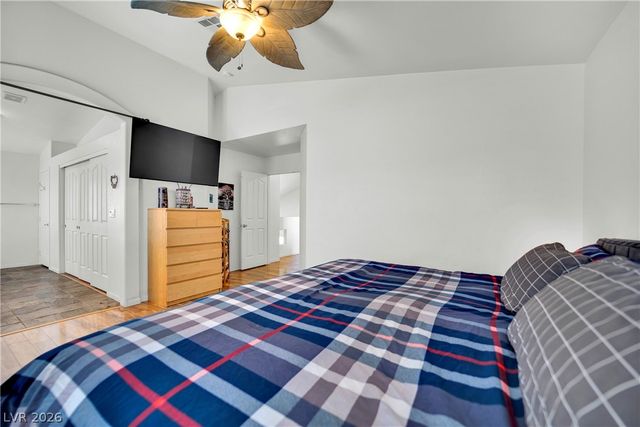 8161 West Gilmore Avenue, Las Vegas, NV 89129