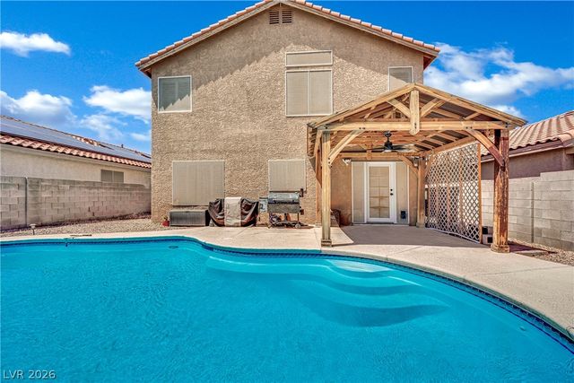 8161 West Gilmore Avenue, Las Vegas, NV 89129