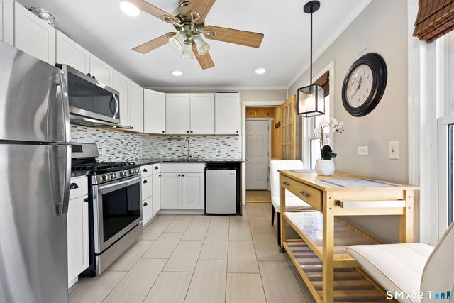 1554 Capitol Avenue, Bridgeport, CT 06604