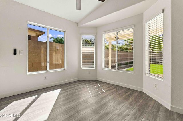 4925 W BUFFALO Street, Chandler, AZ 85226