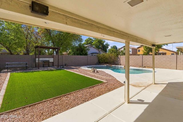 4925 W BUFFALO Street, Chandler, AZ 85226