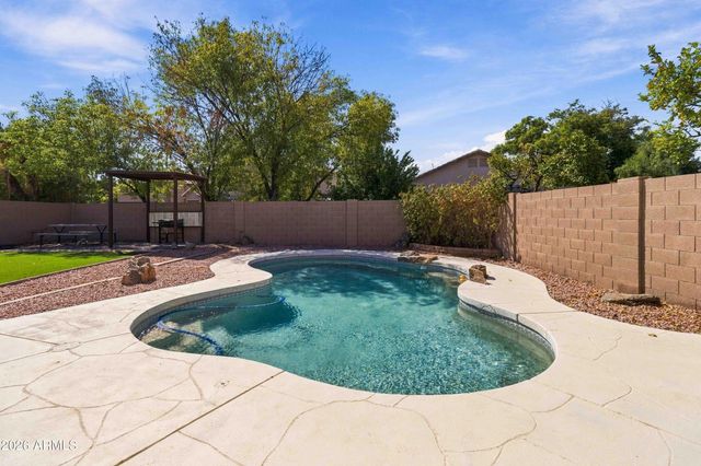 4925 W BUFFALO Street, Chandler, AZ 85226