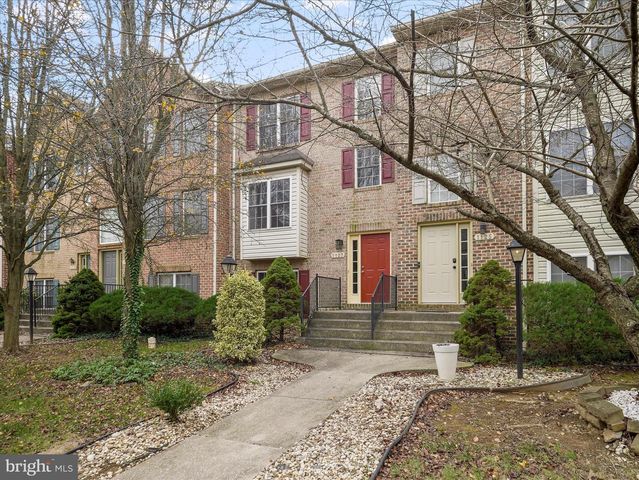 1123 LINDSAY LN, Hagerstown, MD 21742