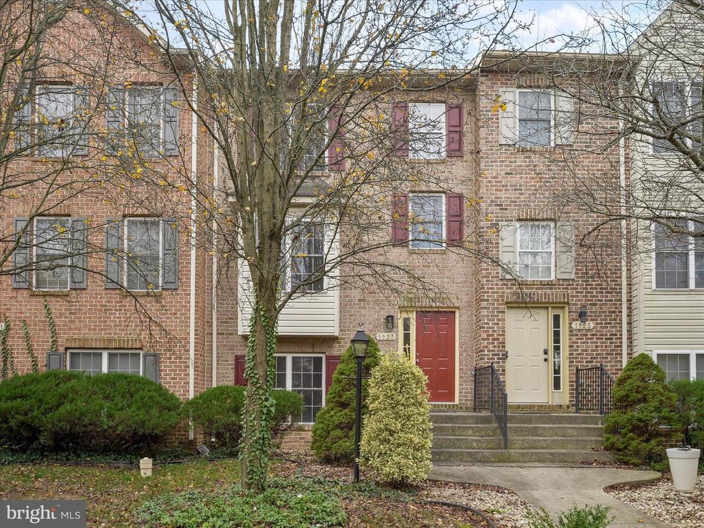 1123 LINDSAY LN, Hagerstown, MD 21742
