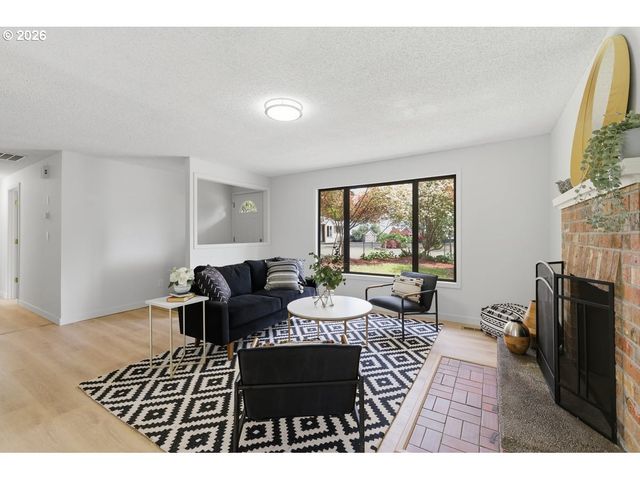 2137 Se 130TH Ave, Portland, OR 97233