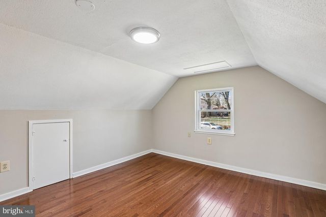 2328 FORT DR, Alexandria, VA 22303