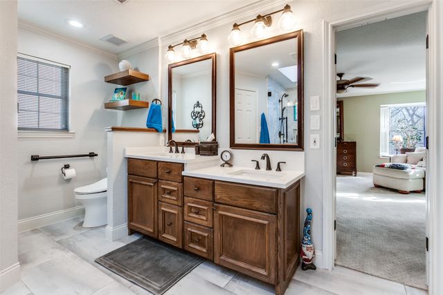 3706 Oakridge Circle, Garland, TX 75040