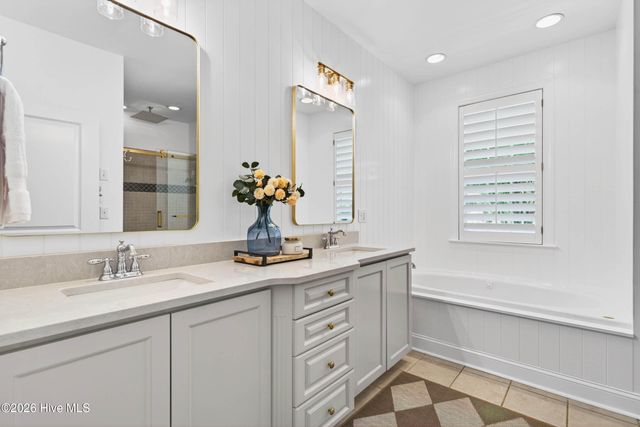 6122 River Sound Circle, Southport, NC 28461