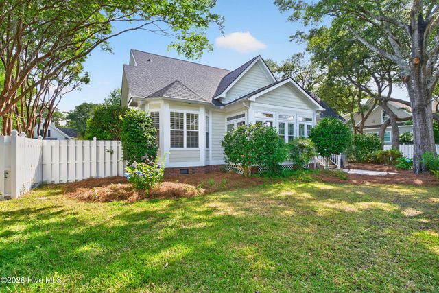 6122 River Sound Circle, Southport, NC 28461