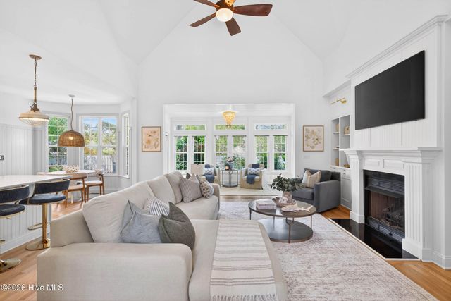 6122 River Sound Circle, Southport, NC 28461