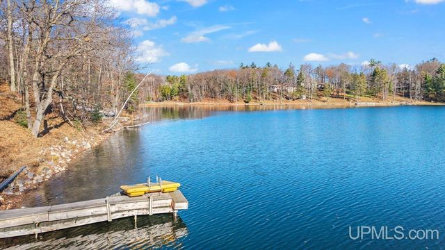 N3860 N Grand Oak Drive, Iron Mountain, MI 49801