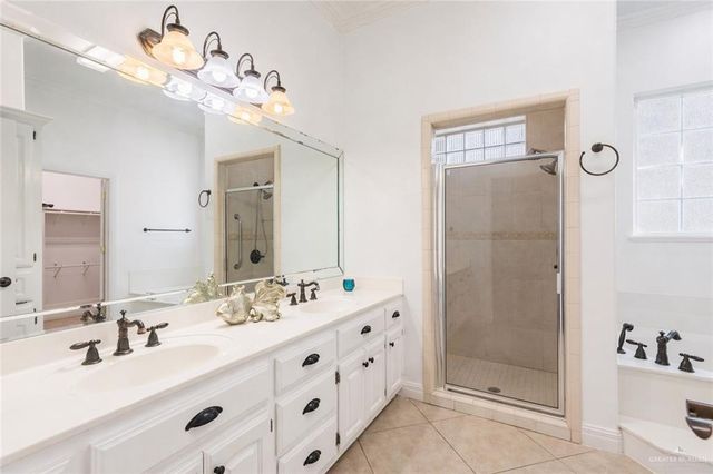 2001 Fairway Court, Mission, TX 78572