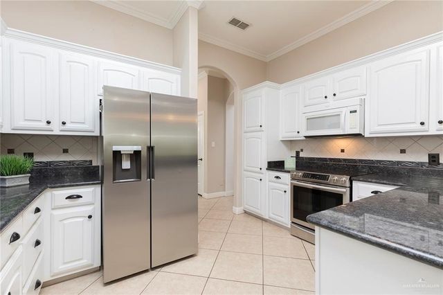 2001 Fairway Court, Mission, TX 78572