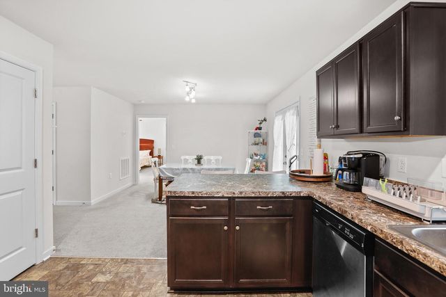 662 N GLEBE RD, Montross, VA 22520
