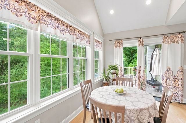 19 Riverside Drive, North Reading, MA 01864