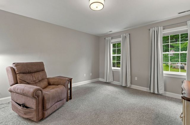 19 Riverside Drive, North Reading, MA 01864