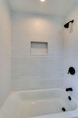 6612 Fox Hollow Rd, Nashville, TN 37205