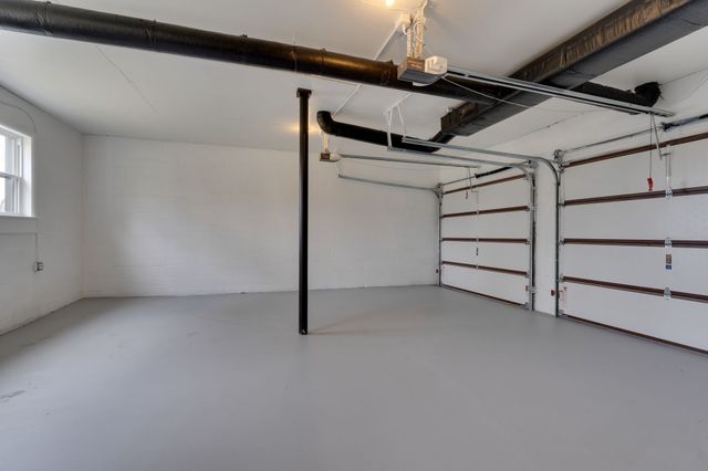 6612 Fox Hollow Rd, Nashville, TN 37205