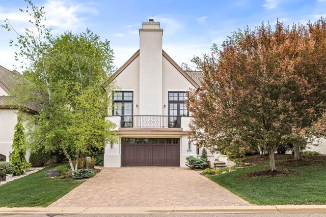 1660 Carriage Path, Golden Valley, MN 55422