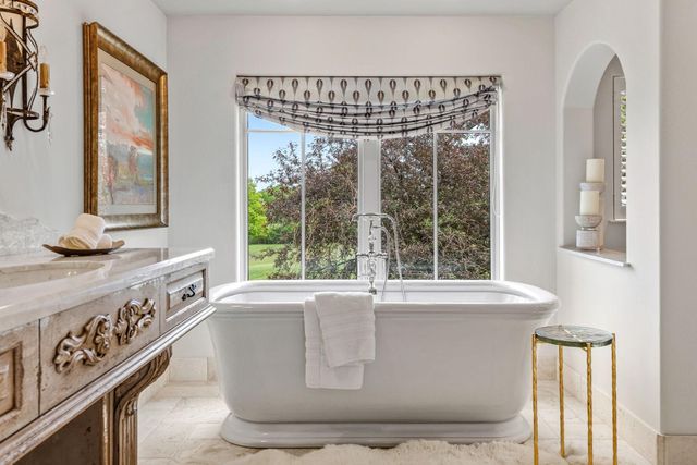 1660 Carriage Path, Golden Valley, MN 55422