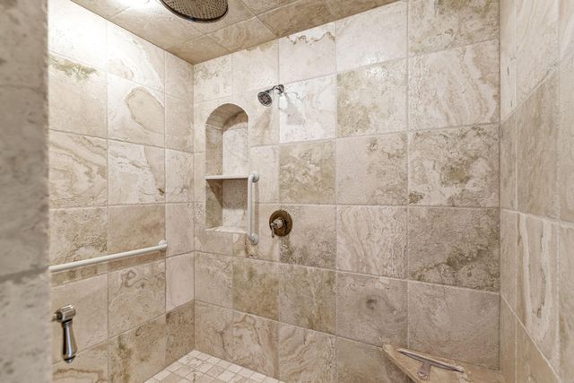1660 Carriage Path, Golden Valley, MN 55422