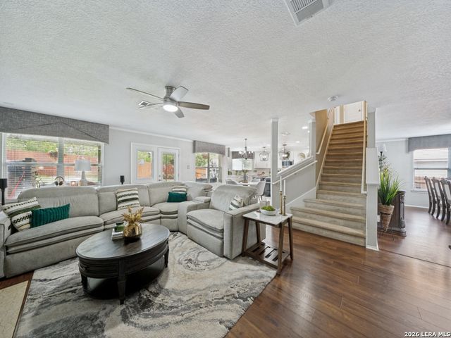 7709 Avery Rd, Live Oak, TX 78233