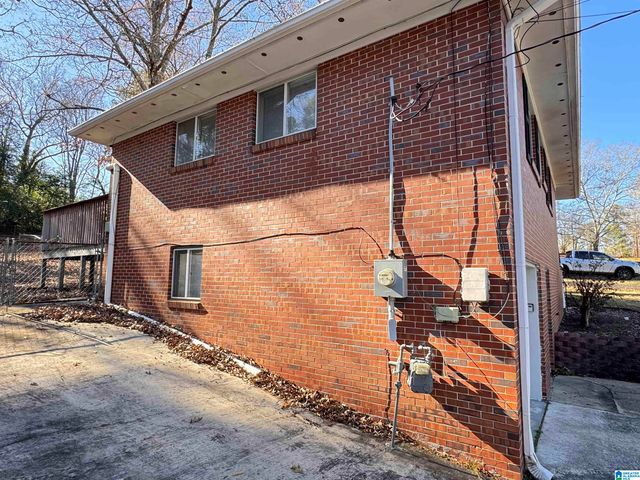 1113 LITTLE JOHN LANE, Birmingham, AL 35235