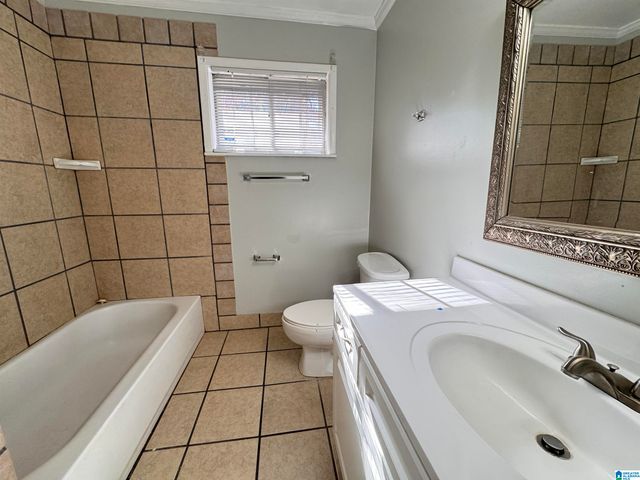 1113 LITTLE JOHN LANE, Birmingham, AL 35235