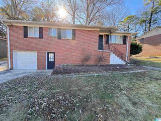 1113 LITTLE JOHN LANE, Birmingham, AL 35235