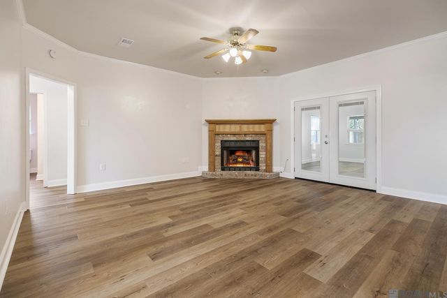 30927 Meadow Wood Blvd, Denham Springs, LA 70726