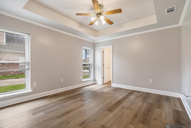 30927 Meadow Wood Blvd, Denham Springs, LA 70726