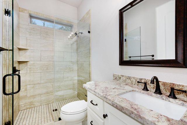 1707 Madera Oaks Court, Conroe, TX 77304