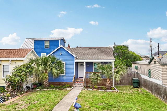 1022 Avenue L, Galveston, TX 77550