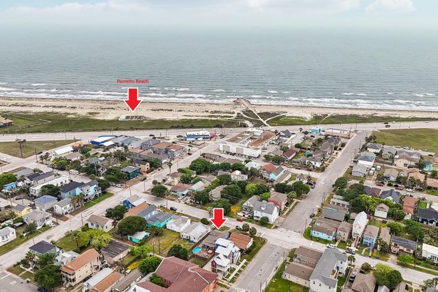 1022 Avenue L, Galveston, TX 77550