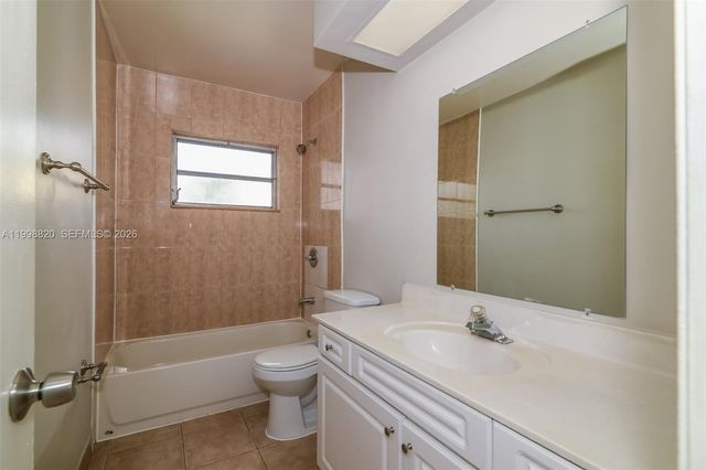 161 NE 20th St, Pompano Beach, FL 33060