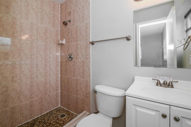 161 NE 20th St, Pompano Beach, FL 33060