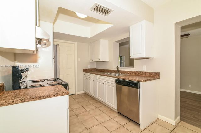 161 NE 20th St, Pompano Beach, FL 33060