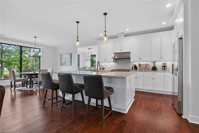 1316 Lambeth LN, Virginia Beach, VA 23455