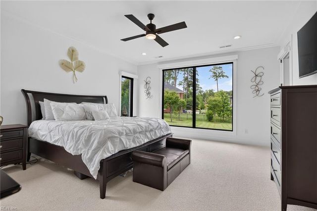 1316 Lambeth LN, Virginia Beach, VA 23455