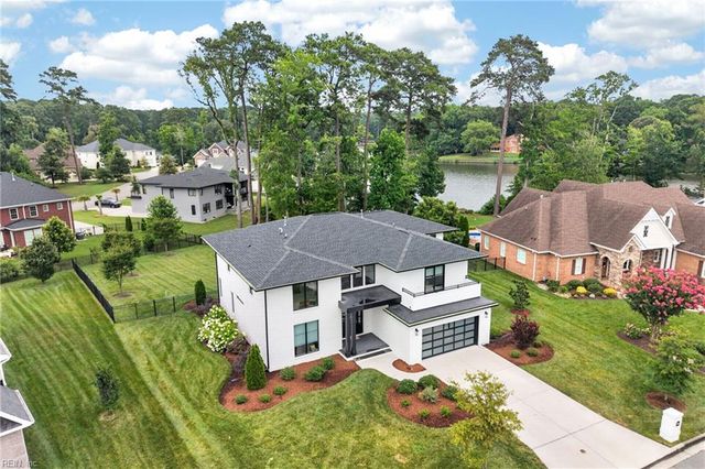 1316 Lambeth LN, Virginia Beach, VA 23455
