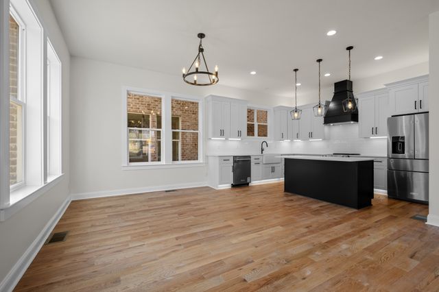 2314 18th Ave, N, Nashville, TN 37208