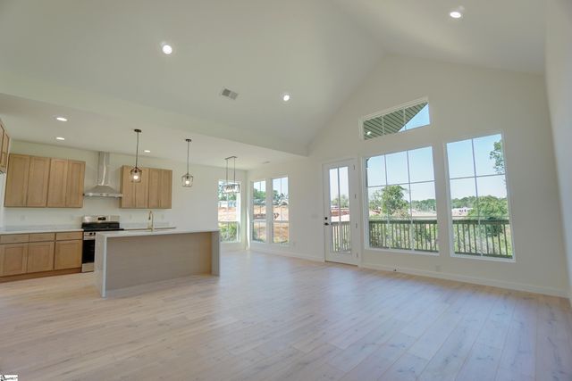 193 W Wood Street, Spartanburg, SC 29303