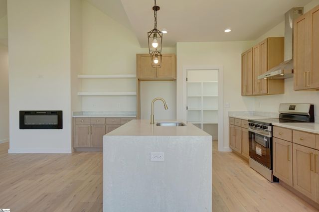 193 W Wood Street, Spartanburg, SC 29303