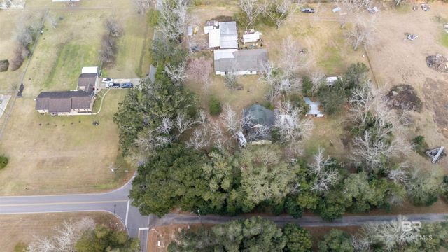 21006 Lawrence Road, Fairhope, AL 36532