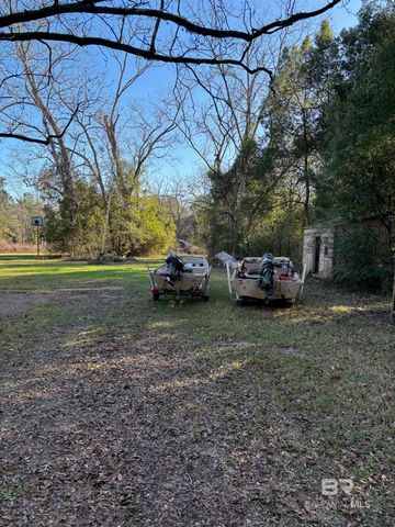 21006 Lawrence Road, Fairhope, AL 36532