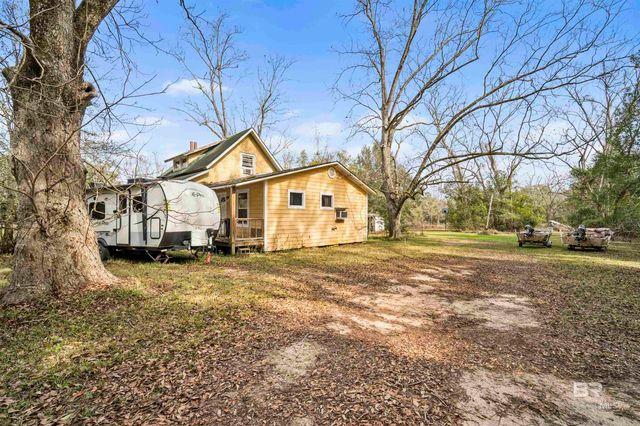 21006 Lawrence Road, Fairhope, AL 36532