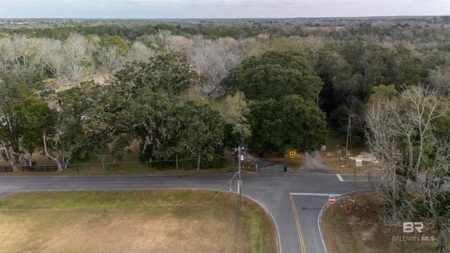 21006 Lawrence Road, Fairhope, AL 36532