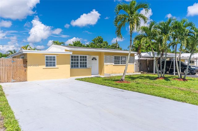 6445 SW 22nd Ct, Miramar, FL 33023