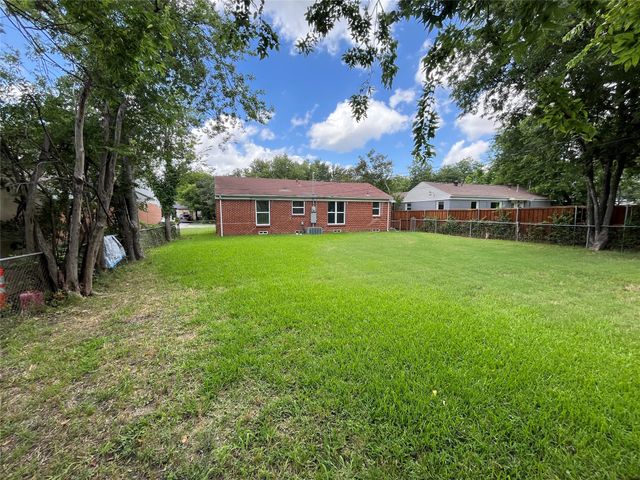 10608 Cayuga Drive, Dallas, TX 75228